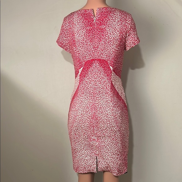 ESCADA orchid print silk sheath dress short Sleeve lined Size 36 (6) - Picture 9 of 15